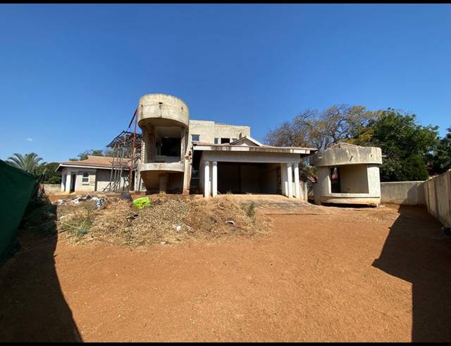 5 BEDROOM HOUSE FOR SALE IN BENDOR